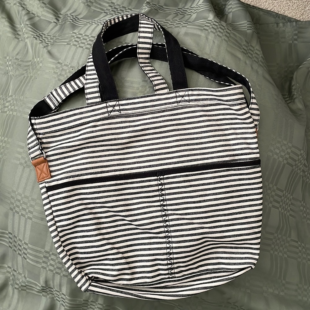Large cotton tote by Thirty-One